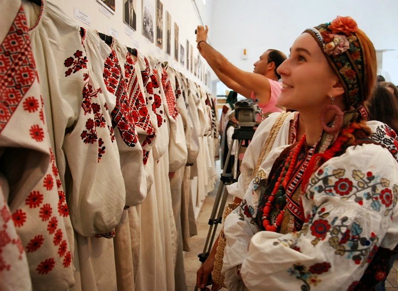 Що означають візерунки стародавніх українських вишивок.